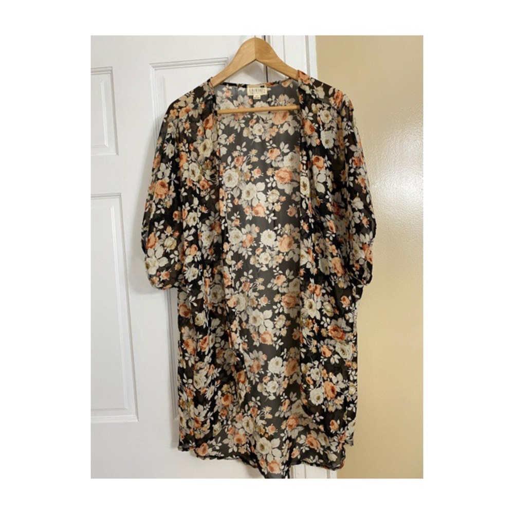 Floral cardigan/shrug